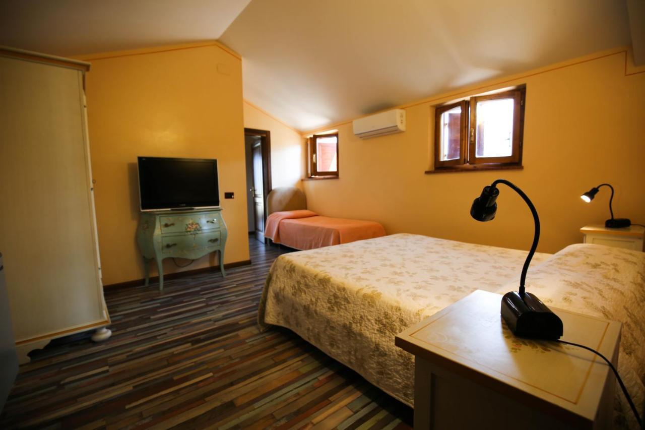 Hotel Benedetti Campello sul Clitunno Zewnętrze zdjęcie