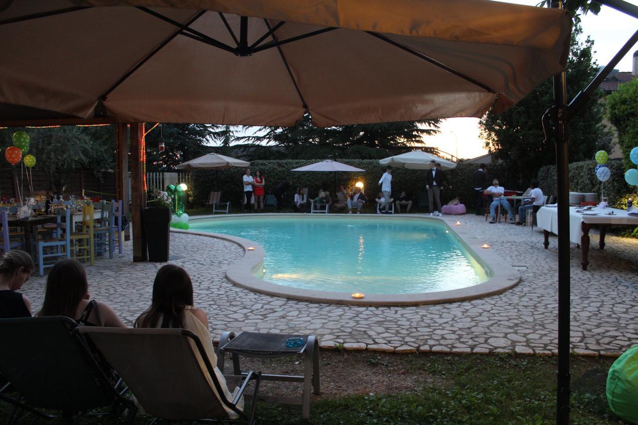 Hotel Benedetti Campello sul Clitunno Zewnętrze zdjęcie
